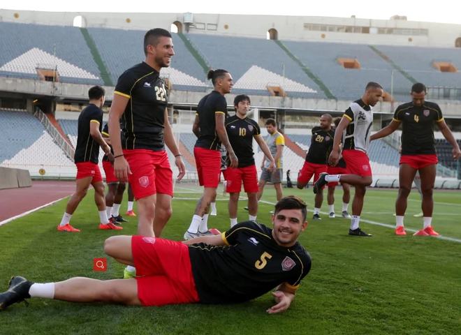 华体会赛事资讯包含今夜亚冠传出新动向；法兰克福更衣室发声；管理层表态——震撼外界；训练强度明显提升的词条