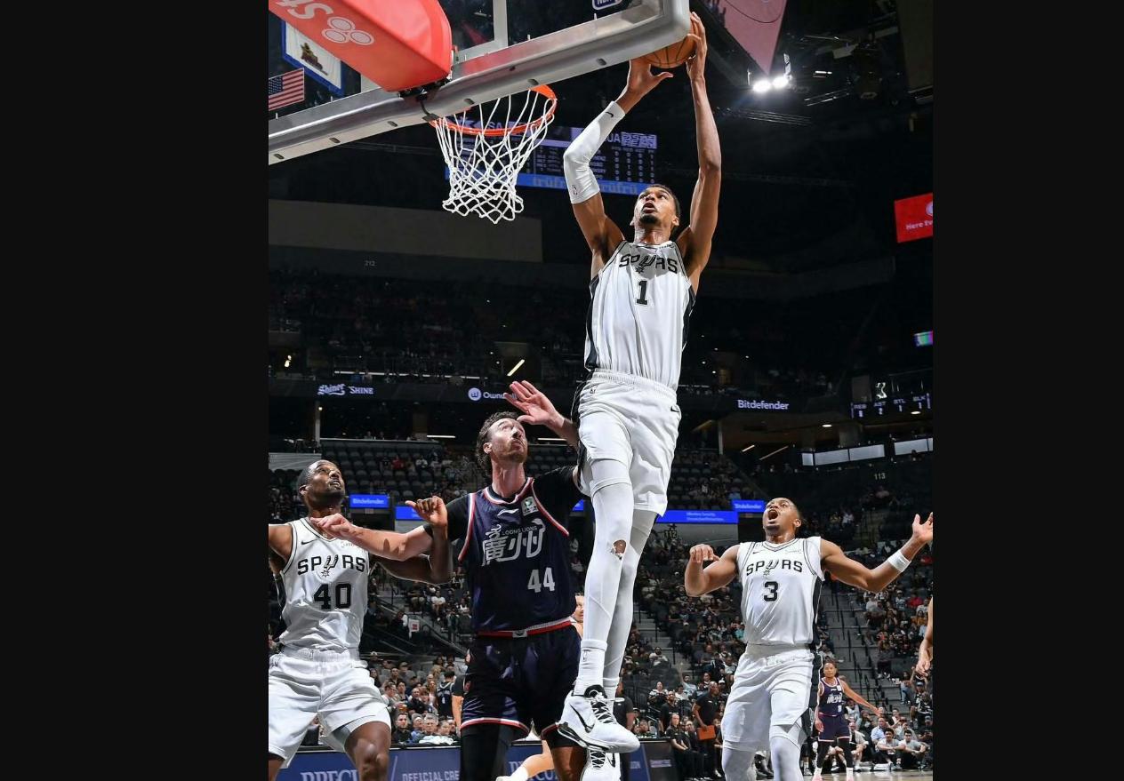 华体会娱乐平台广州队发布备战花絮，加时末段完成体检，NBA季后赛任务艰巨，赛程密集仍需轮换的简单介绍